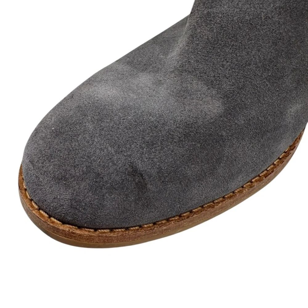 Toms Gray Suede Ankle Booties with Patterned Knit Collar Size: 7.5